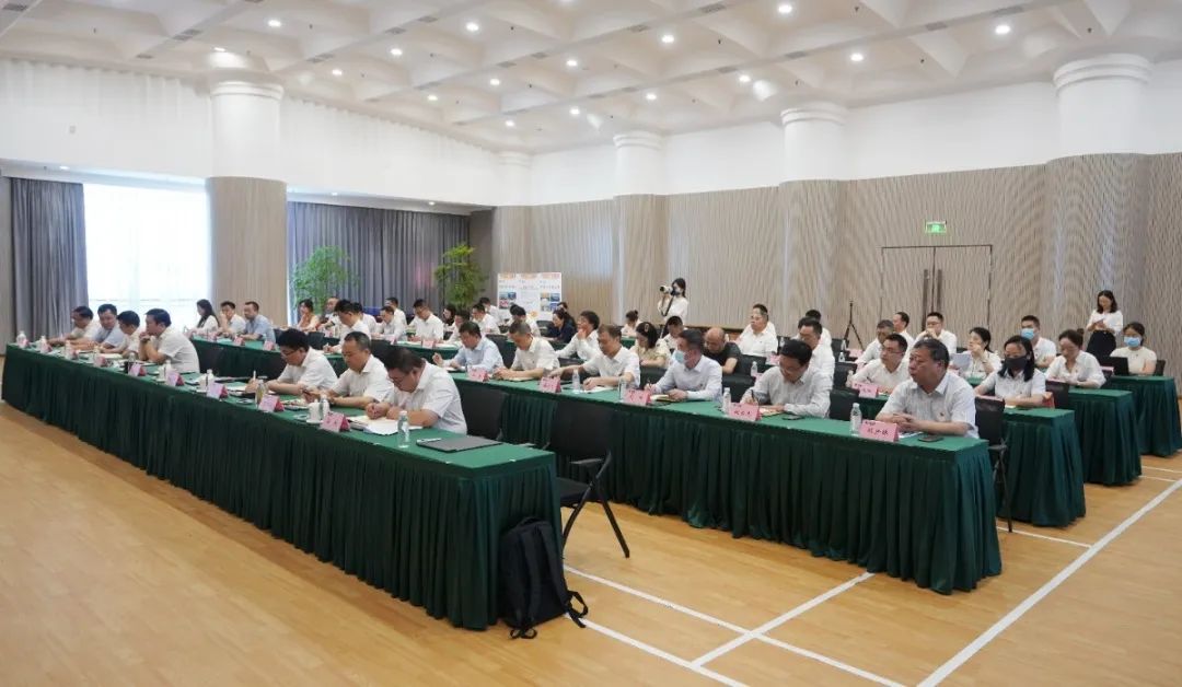 94f28b3d-212c-4119-a730-35c46f0cf2af 94f28b3d-212c-4119-a730-35c46f0cf2af