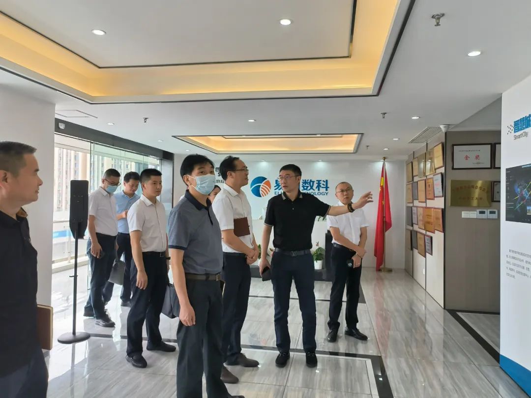 7f649d09-296d-40c8-8d15-d2515a1f09d4 7f649d09-296d-40c8-8d15-d2515a1f09d4