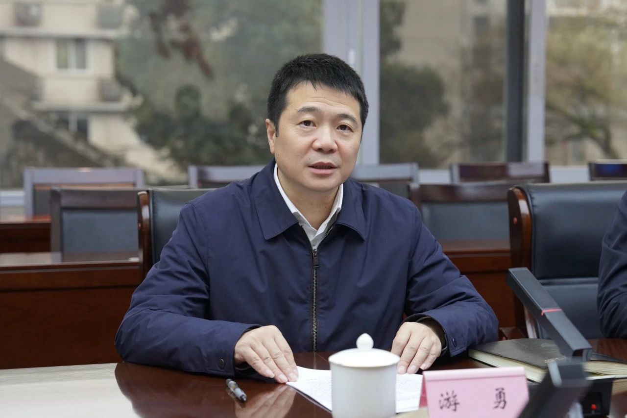 6b9ab7b0-5a0e-4f94-8abe-c88a79598202