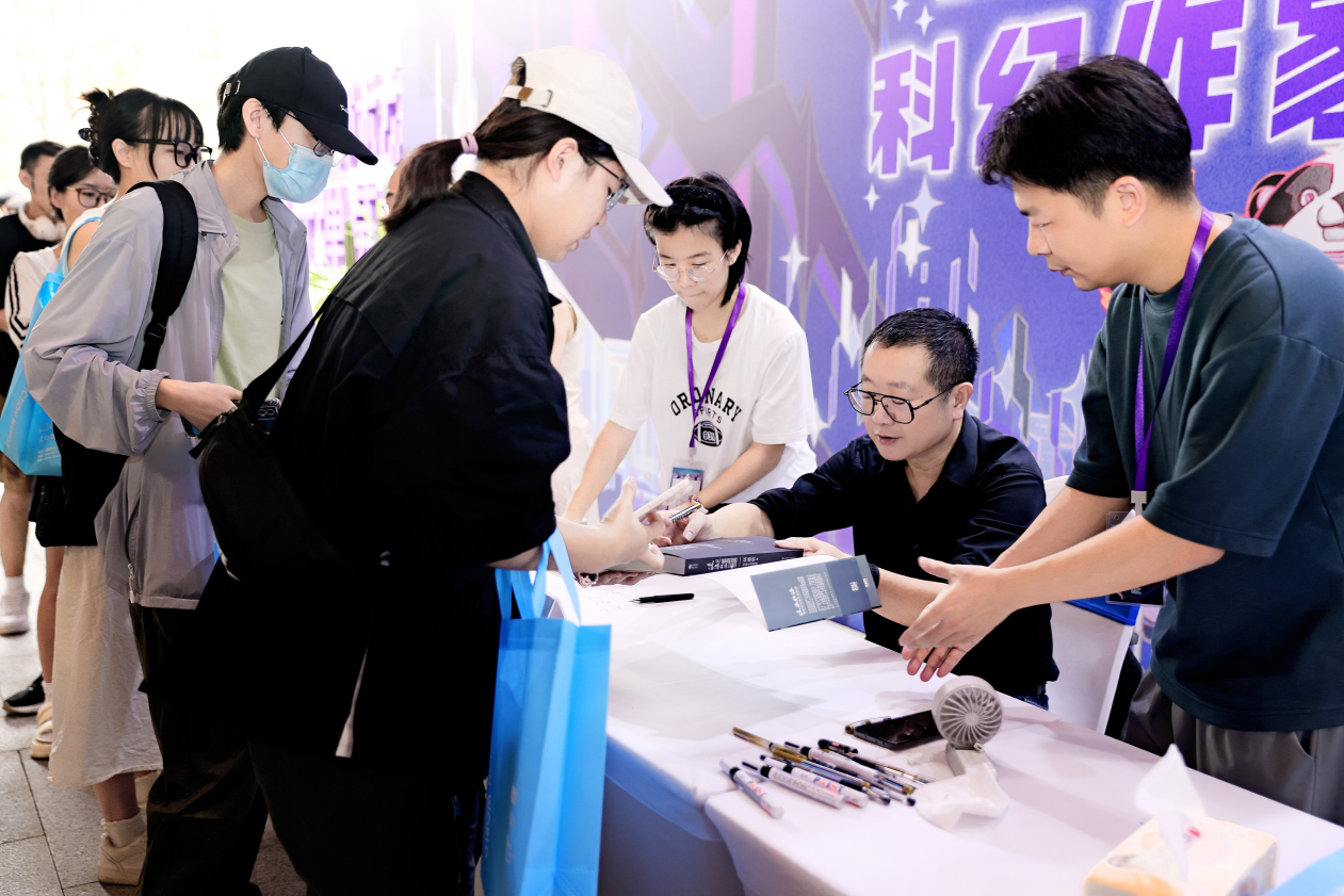 4891861e-d65e-4dc7-b62e-0108b208b354 4891861e-d65e-4dc7-b62e-0108b208b354