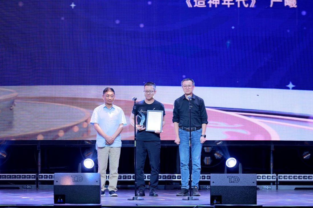 de164e83-b886-4f5f-b8d9-d06d11746b94 de164e83-b886-4f5f-b8d9-d06d11746b94