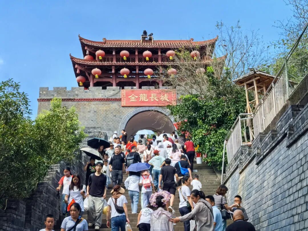 ʡϵľ8814vip򵼴ӿչ˫ڡ徲鲢̽οһ߸ɲְ